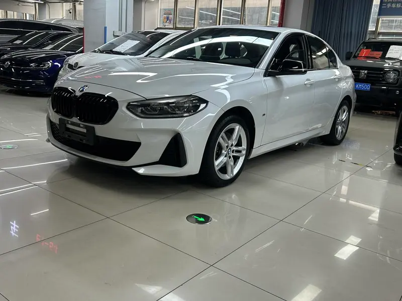 BMW 1-Series, 2021