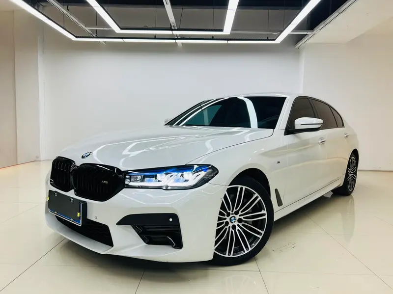 BMW 5-Series, 2018