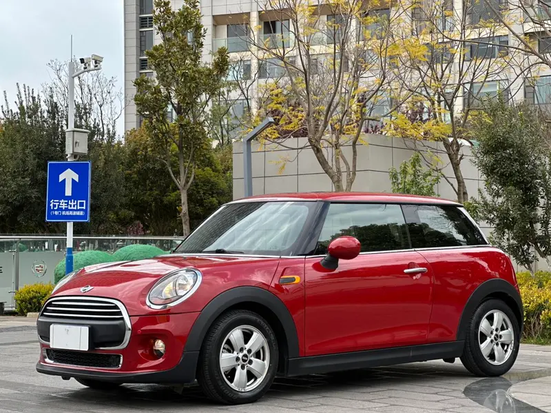 MINI MINI, 2016