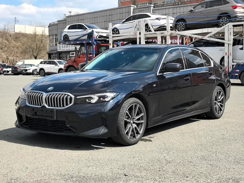 BMW 3-Series, 2023