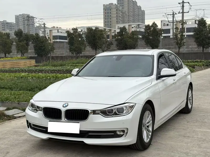 BMW 3-Series, 2015