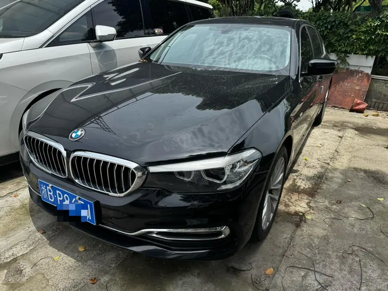 BMW 5-Series, 2018