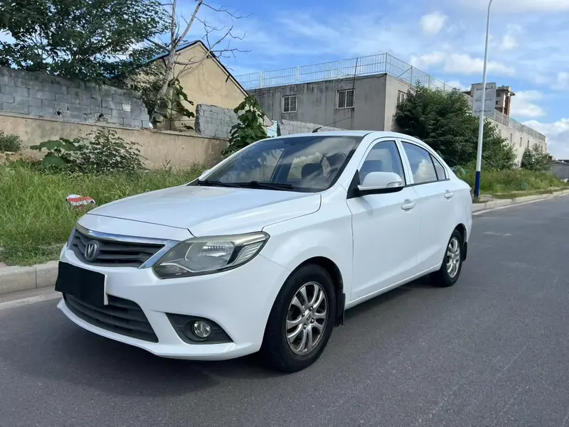 Changan Yuexiang V3, 2015