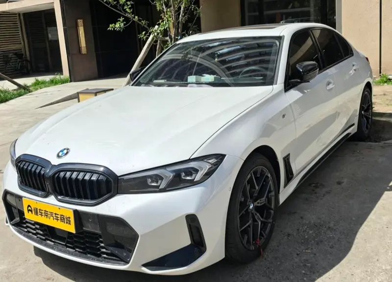 BMW 3-Series, 2025