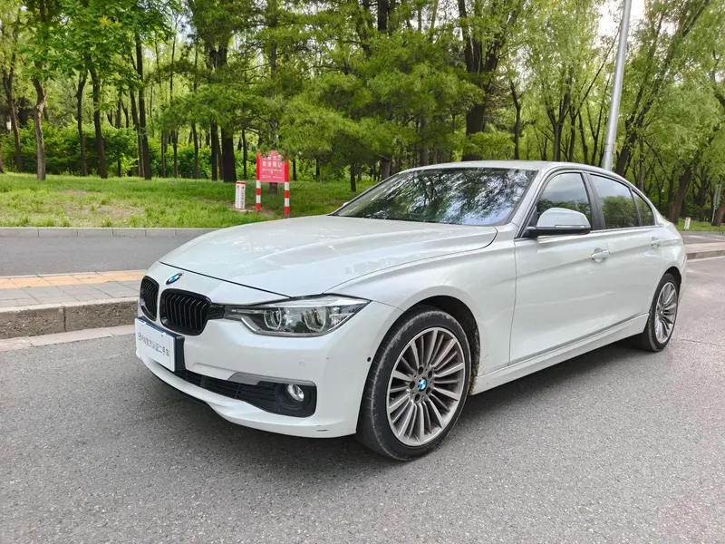 BMW 3-Series, 2019
