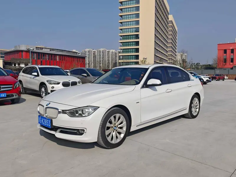 BMW 3-Series, 2013