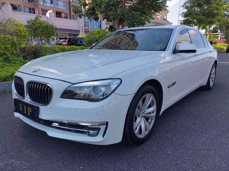 BMW 7-Series, 2009