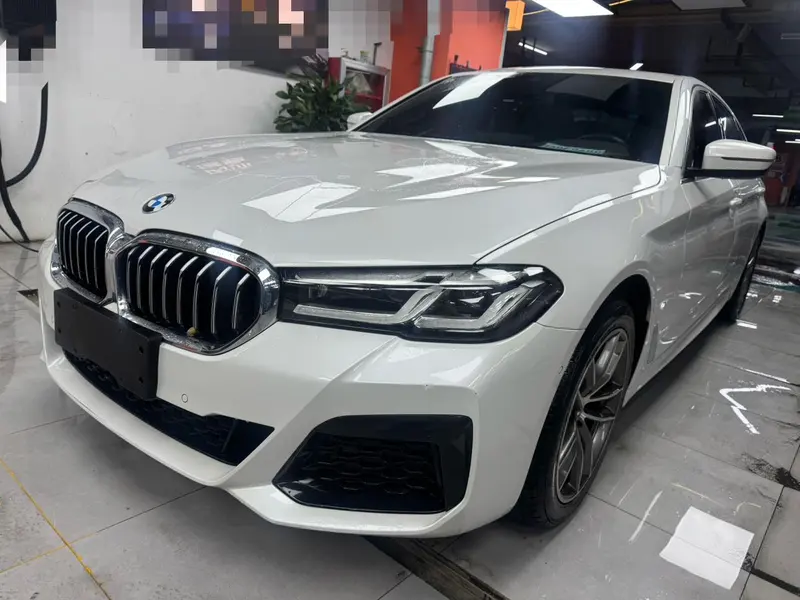 BMW 5-Series, 2021