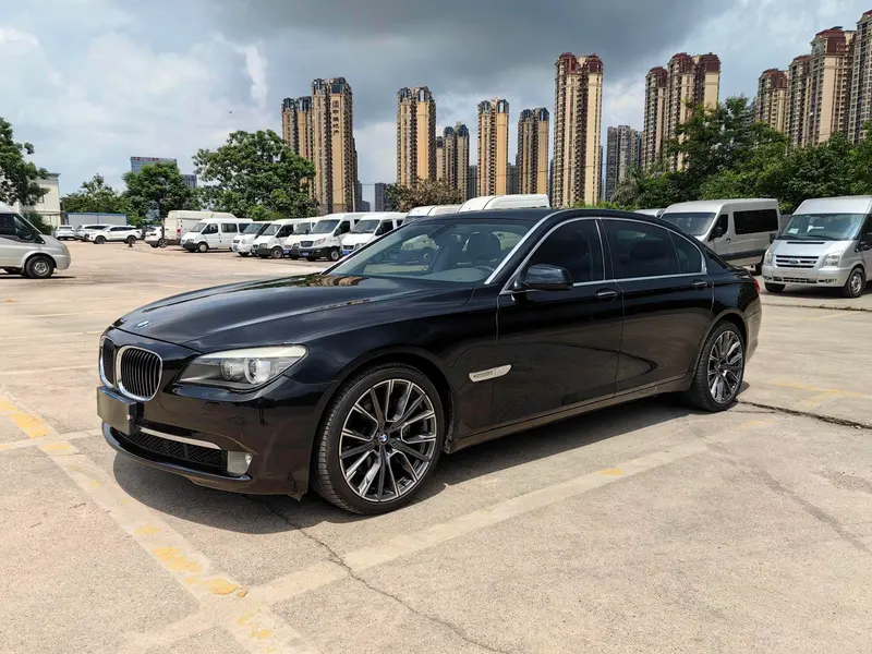 BMW 7-Series, 2011