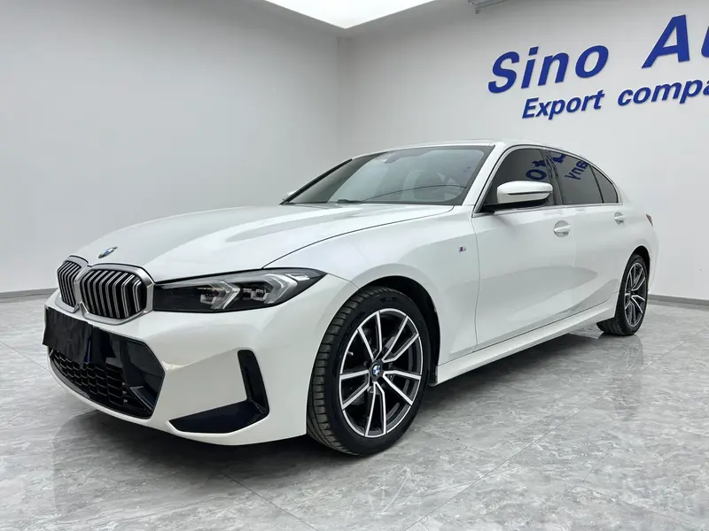 BMW 3-Series, 2023