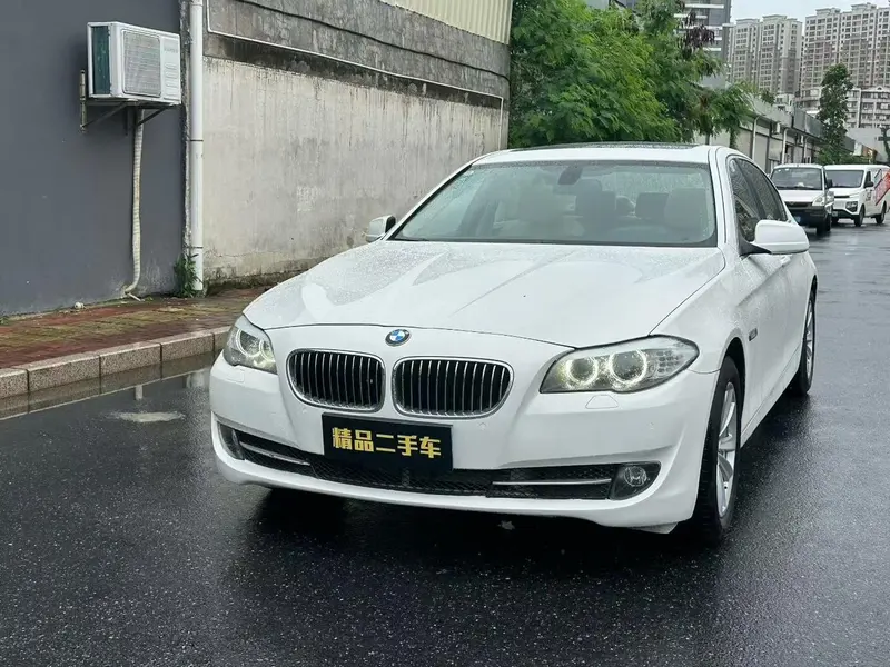 BMW 5-Series, 2011