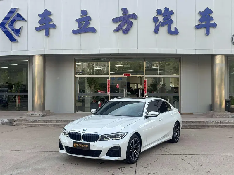 BMW 3-Series, 2021