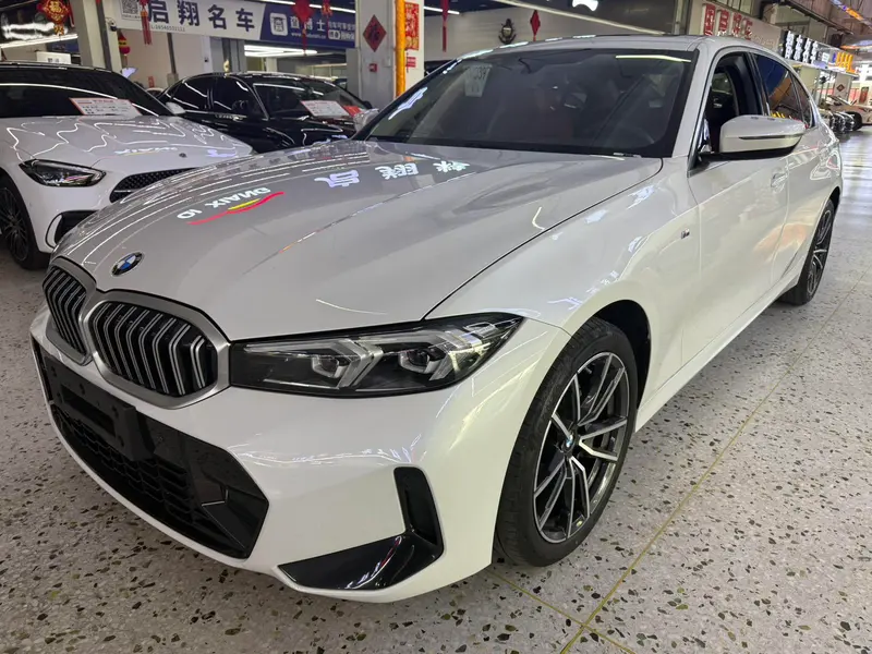 BMW 3-Series, 2023