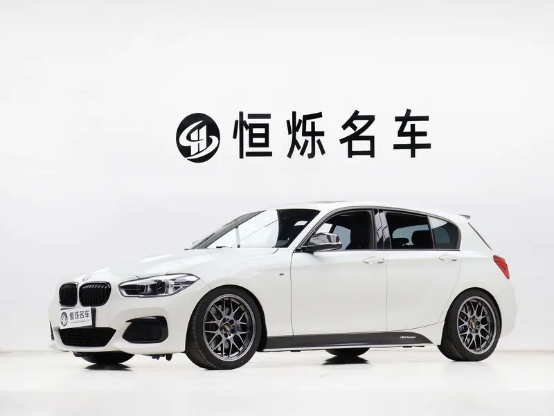 BMW 1-Series (Import), 2016