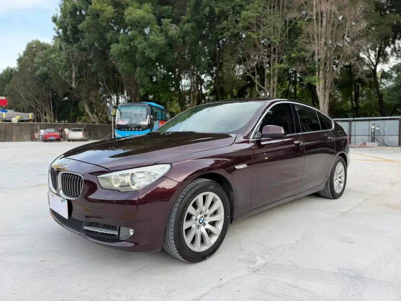BMW 5-Series GT, 2011