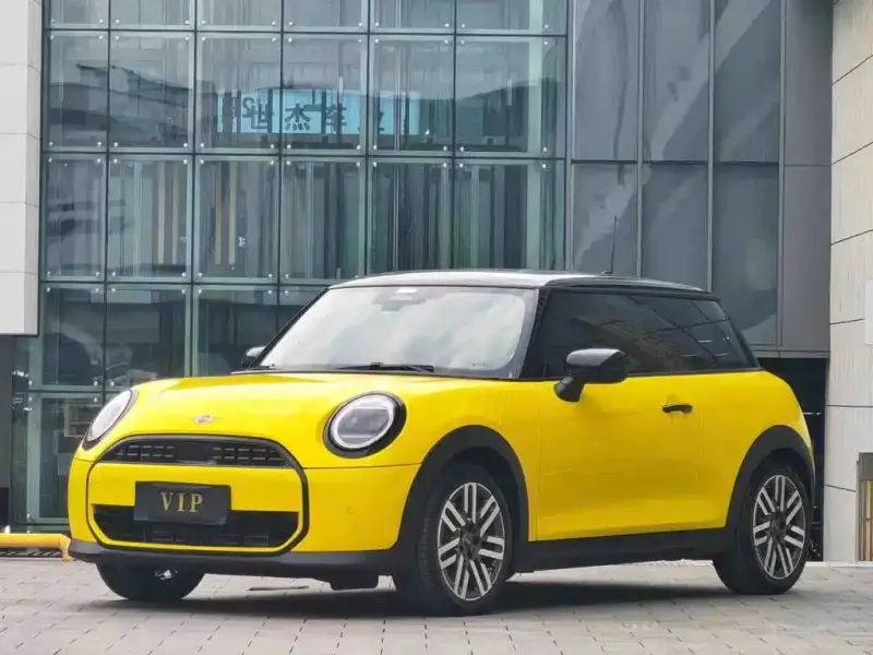 MINI Mini, 2025