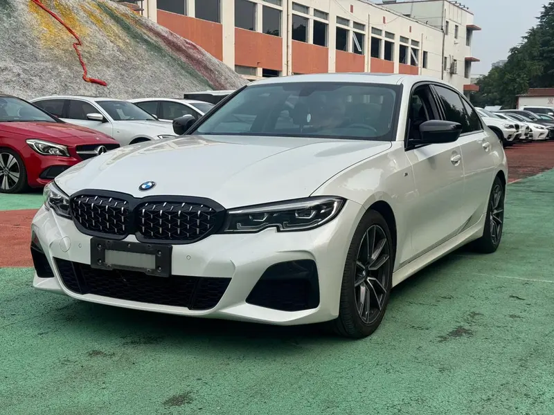 BMW 3-Series, 2021
