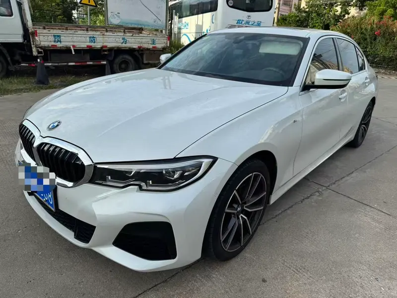 BMW 3-Series, 2021