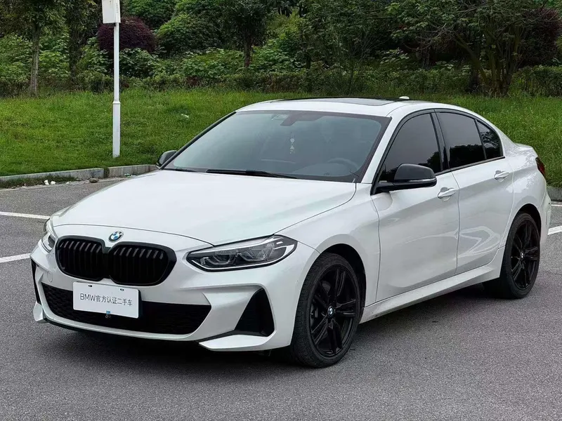 BMW 1-Series, 2023