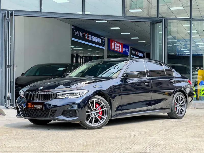 BMW 3-Series, 2022