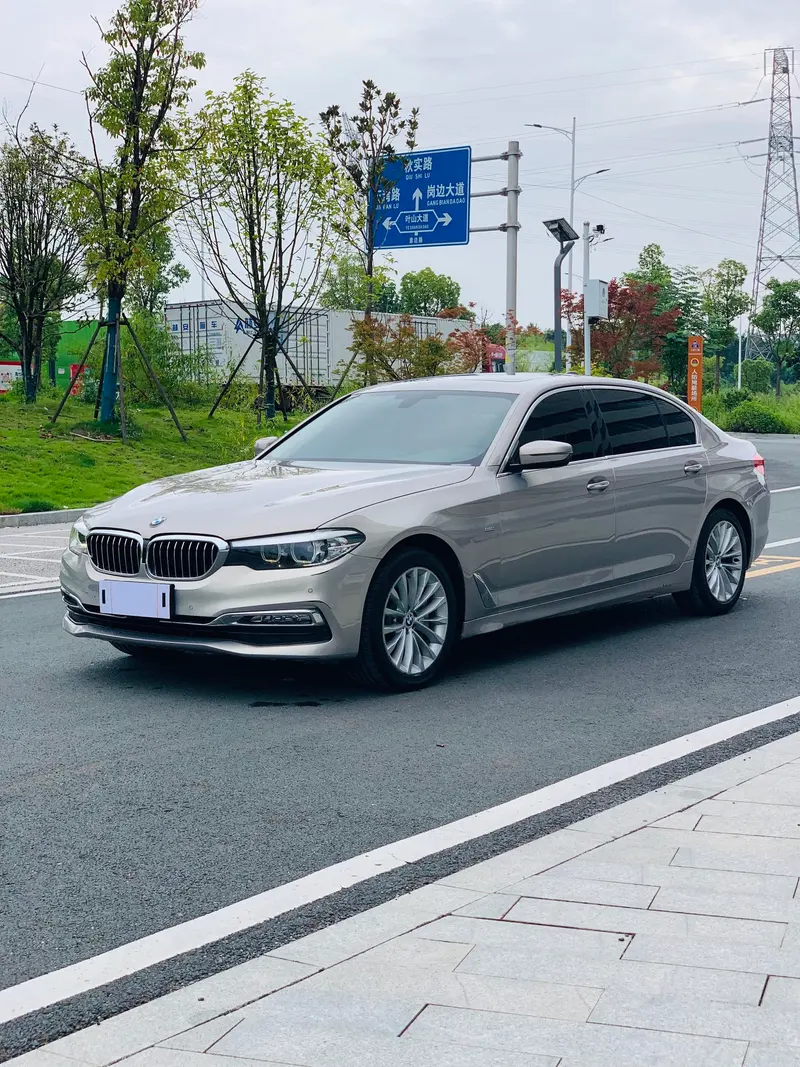 BMW 5-Series, 2018