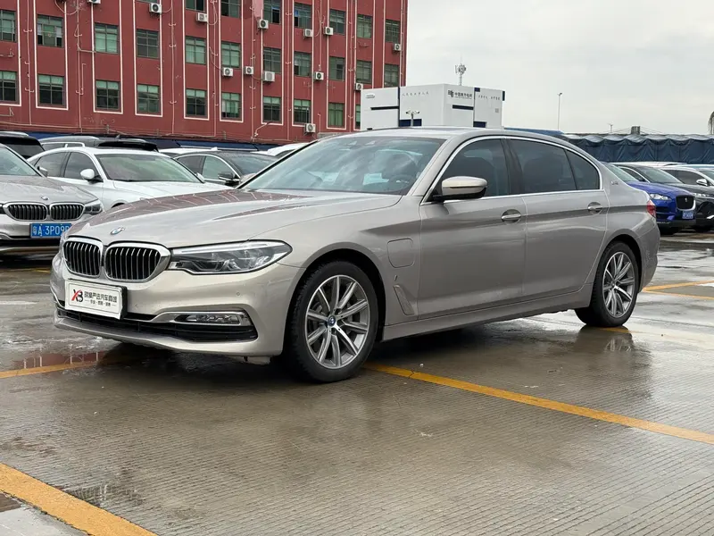 BMW 5-Series PHEV, 2018