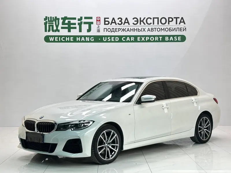 BMW 3-Series, 2022