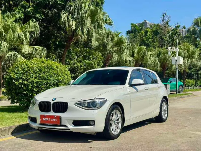 BMW 1-Series (Import), 2013