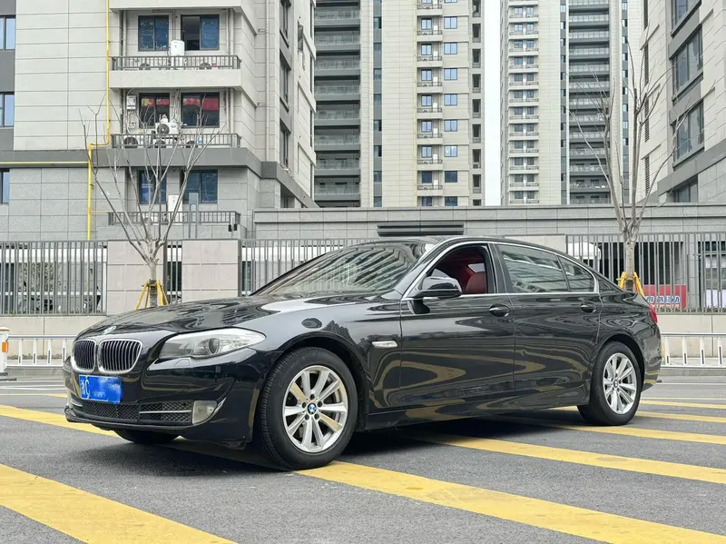 BMW 5-Series, 2011