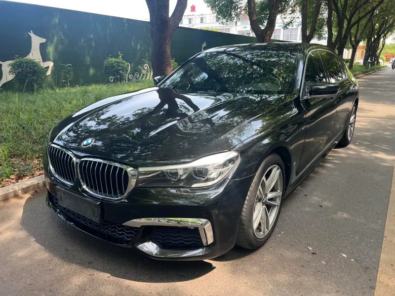 BMW 7-Series, 2018