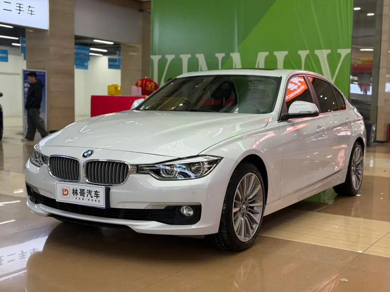 BMW 3-Series, 2019