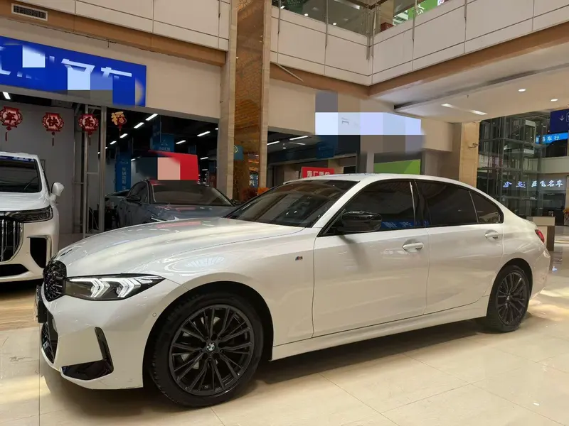 BMW 3-Series, 2023
