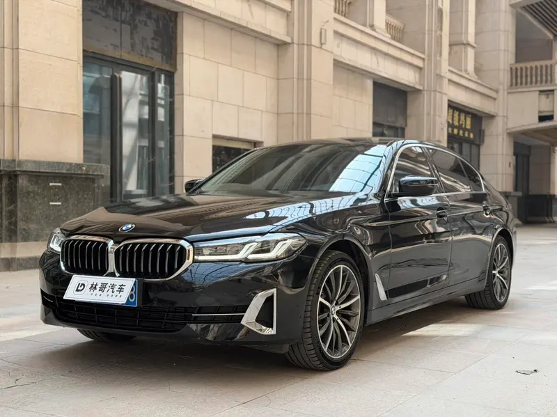 BMW 5-Series, 2021