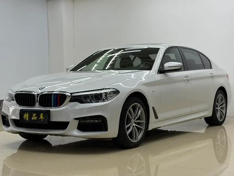 BMW 5-Series, 2019