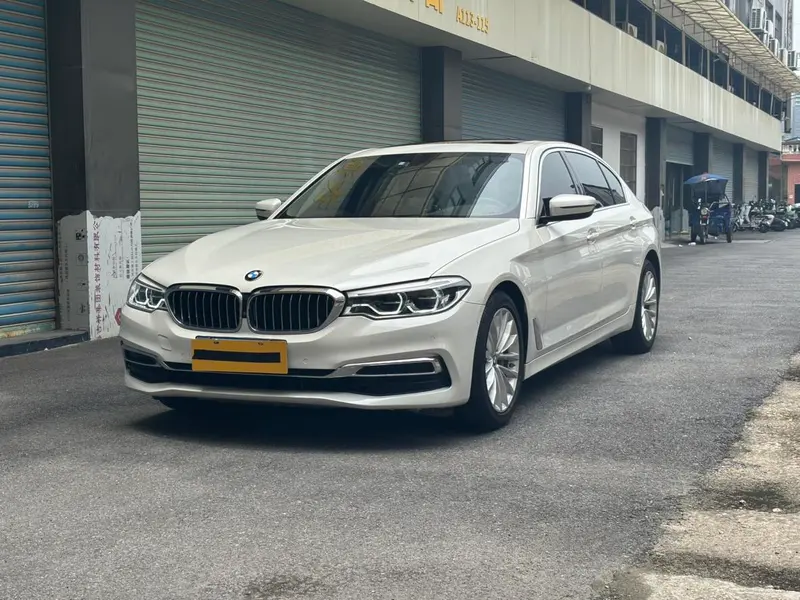 BMW 5-Series, 2020