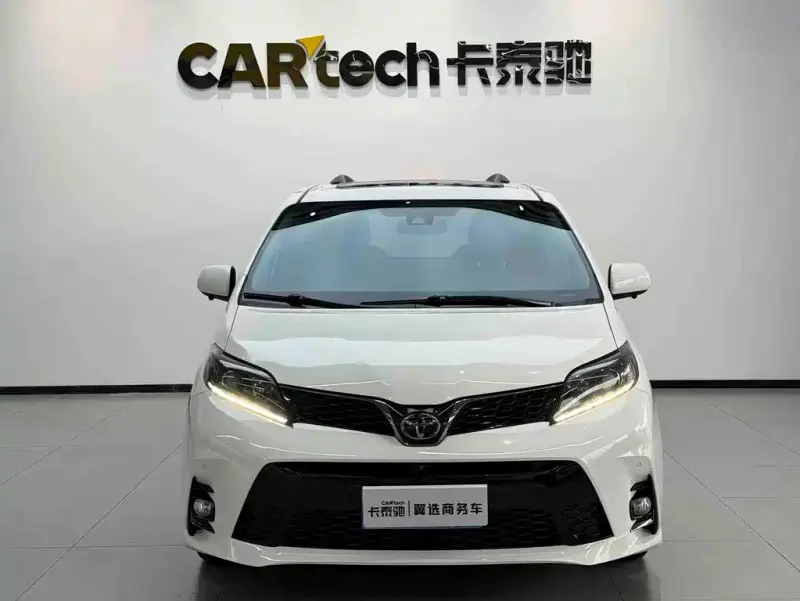 Toyota Sienna, 2022