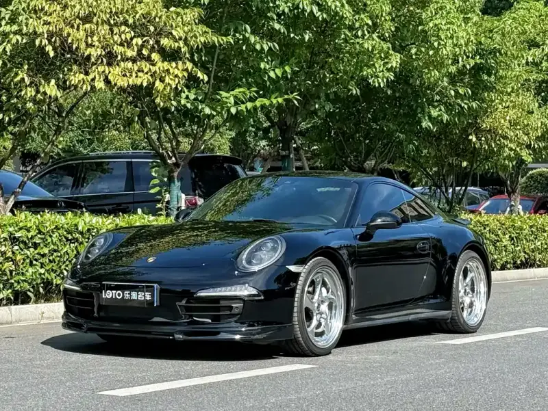 Porsche 911, 2016