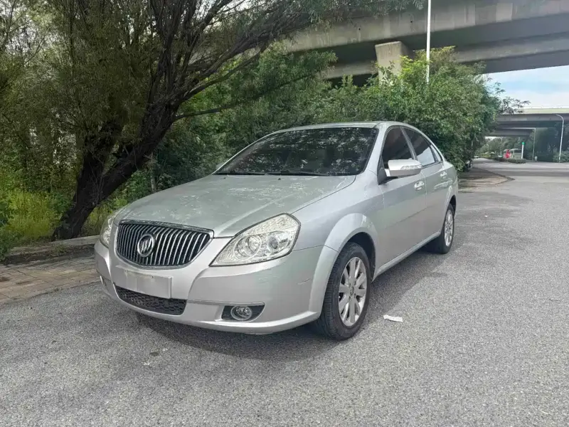 Buick Excelle, 2012