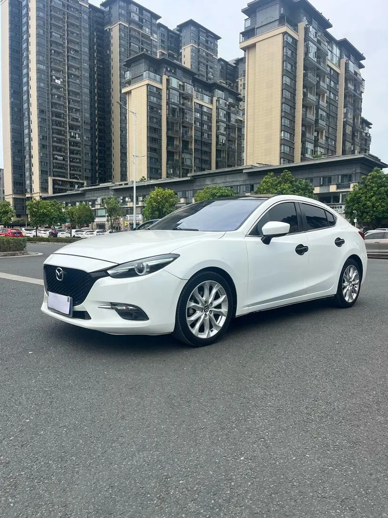 Mazda 3 Axela, 2014