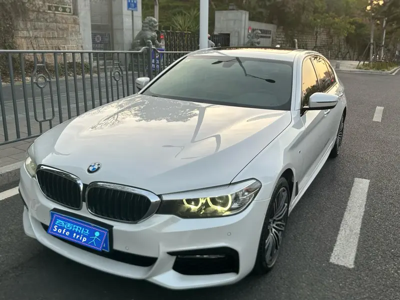 BMW 5-Series, 2018