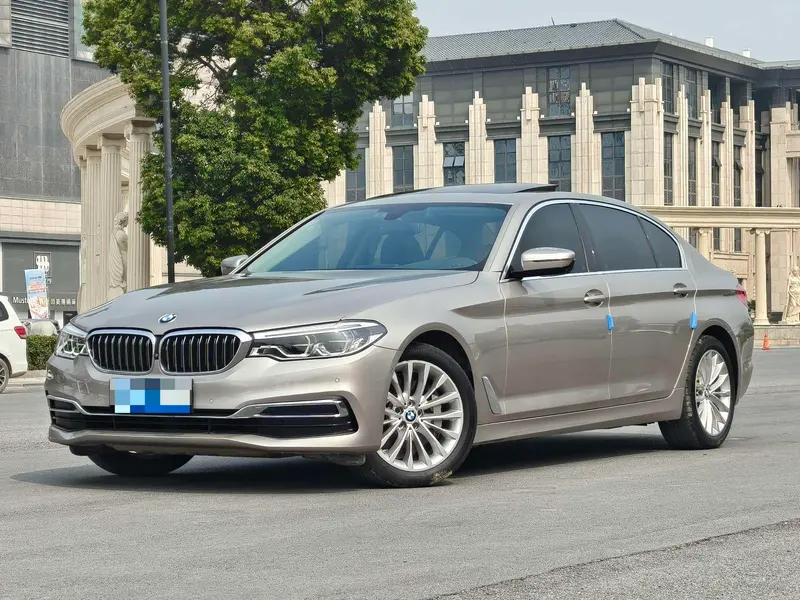 BMW 5-Series, 2019