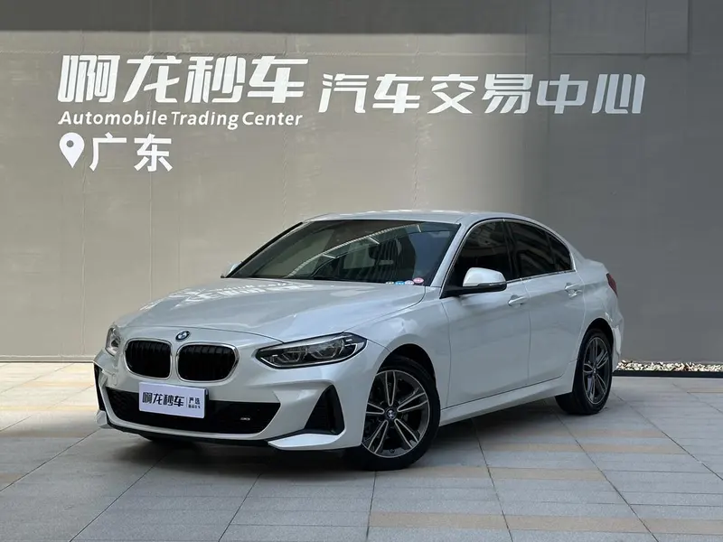 BMW 1-Series, 2021