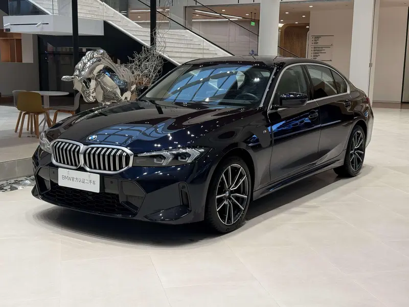 BMW 3-Series, 2023