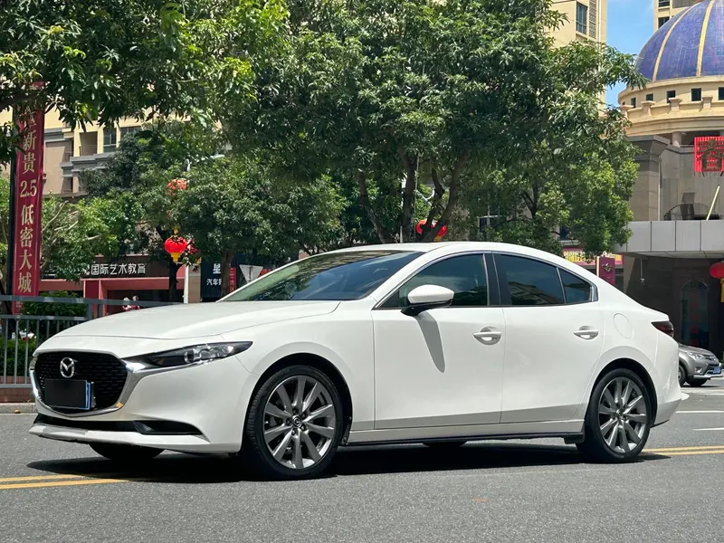 Mazda 3 Axela, 2021