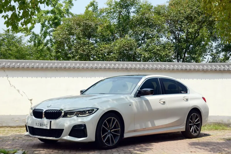 BMW 3-Series, 2020