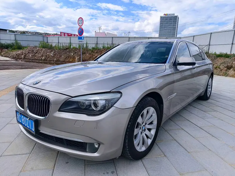 BMW 7-Series, 2009
