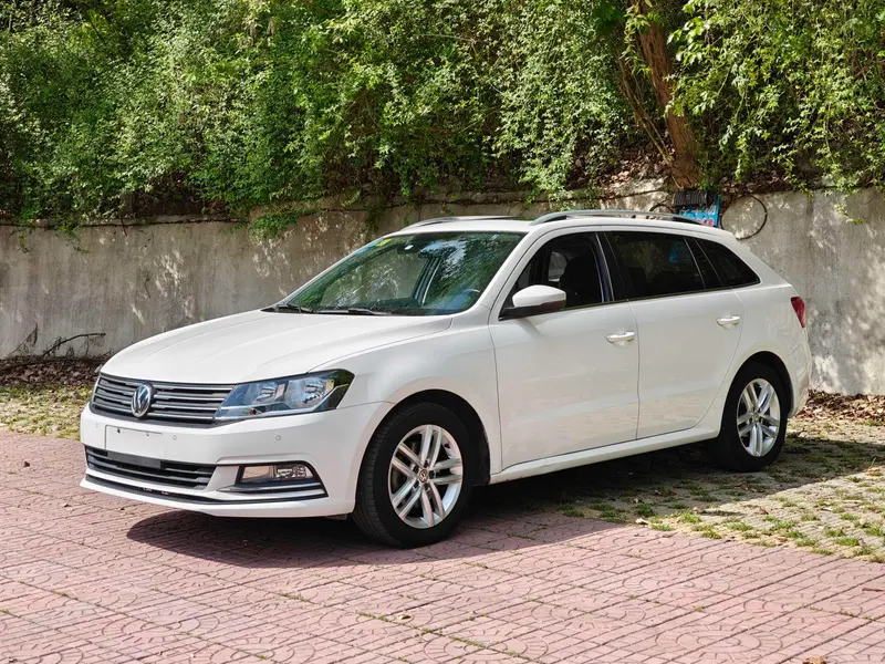 Volkswagen Gran Lavida, 2015
