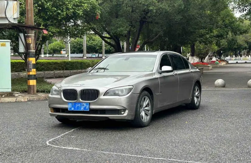 BMW 7-Series, 2009