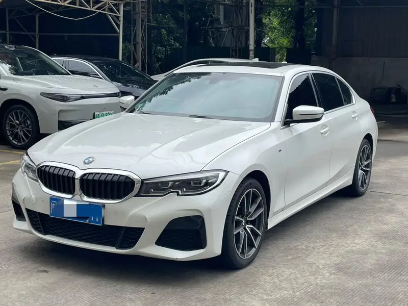 BMW 3-Series, 2021