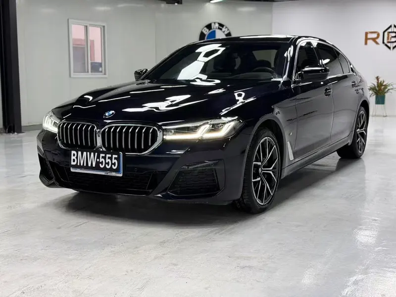 BMW 5-Series, 2023